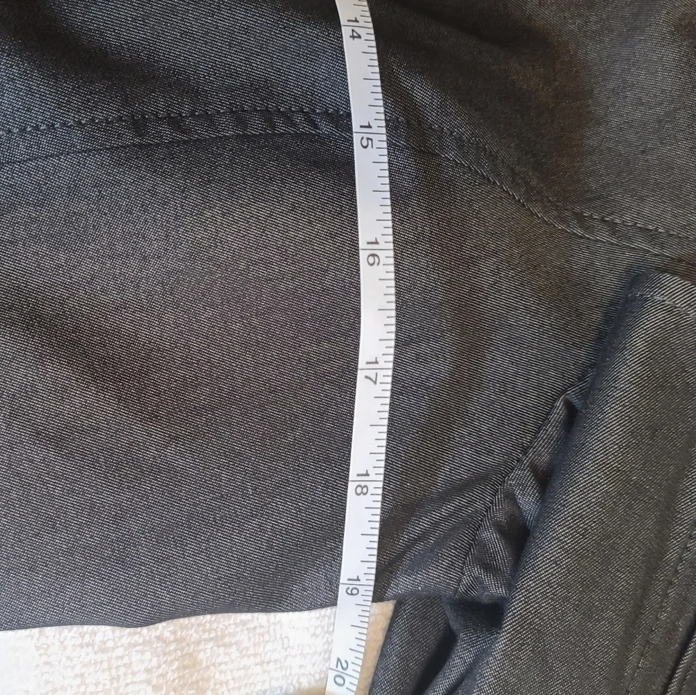 JULIO Chic Slate Grey Cropped Blazer - Picture 10 of 11